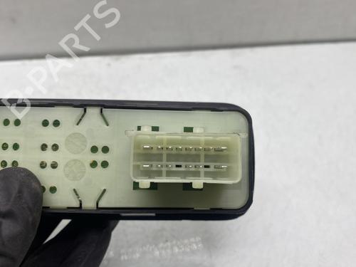 Left front window switch CITROËN C3 II (SC_) 1.1 i | BP29841659I27