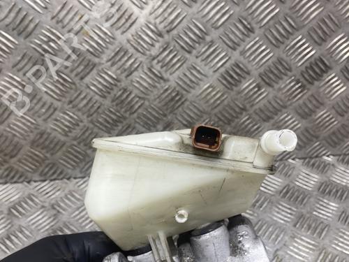 Used Brake master cylinder Brake master cylinder PEUGEOT PARTNER Box Body/MPV 1.6 HDi (90 hp) 31185377 31185377