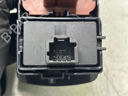 left-front-window-switch-renault-clio-iv-bh_-2012-2013-2014-2015-2016-2017-2018-2019-2020-2021-36863021 main image