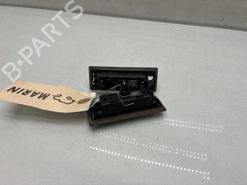 Nummerpladelys Nummerpladelys AUDI Q2 (GAB, GAG) 1.4 TFSI (150 hp) 34332957 34332957