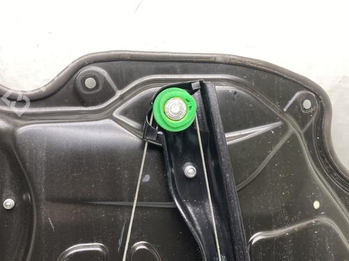 Rear right window mechanism VW PASSAT B6 (3C2) 1.9 TDI | BP23765518C25 