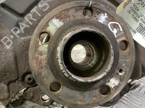 Used Right front steering knuckle SKODA ROOMSTER (5J7) 1.2 TDI (75 hp) 21958857