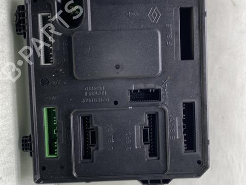 Used Fuse box RENAULT MEGANE III Hatchback (BZ0/1_, B3_) 1.5 dCi (BZ09, BZ0D, BZ1W, BZ29, BZ14) (110 hp) 21518277