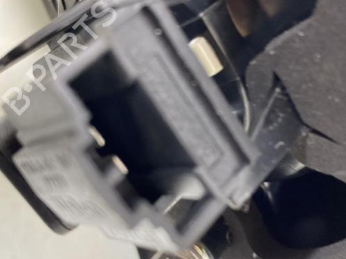 Left tailgate light VW GOLF PLUS V (5M1, 521) 2.0 TDI | BP27355659C79 - Image 2