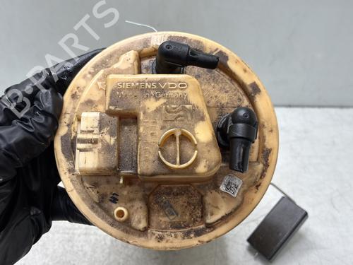 Used Fuel pump Fuel pump OPEL CORSA D (S07) 1.3 CDTI (L08, L68) (75 hp) 33830560 33830560