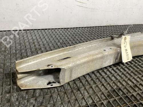 Used Front bumper reinforcement Front bumper reinforcement 19959098 19959098