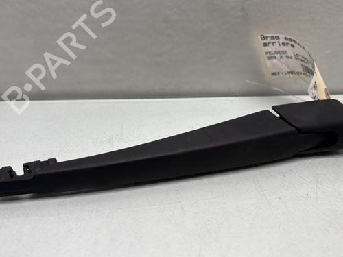 Used Rear windshield wiper arm PEUGEOT 308 SW II (LC_, LJ_, LR_, LX_, L4_) 1.6 BlueHDi 120 (120 hp) 29286849