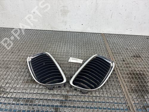 Used Grille Grille 39426995 39426995