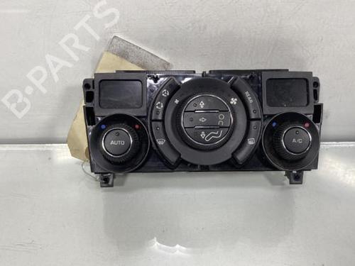 Used Climate control PEUGEOT 5008 (0U_, 0E_) 2.0 HDi 150 / BlueHDi 150 (150 hp) 20030572