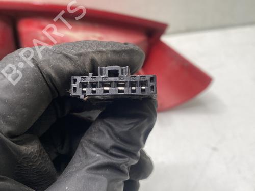 Used Right taillight Right taillight PEUGEOT 807 (EB_) 2.0 HDI (136 hp) 31641468 31641468