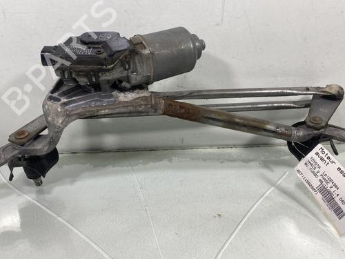 Used Front wiper motor TOYOTA YARIS (_P9_) 1.4 D-4D (NLP90_, NLP90R) (90 hp) 30890499