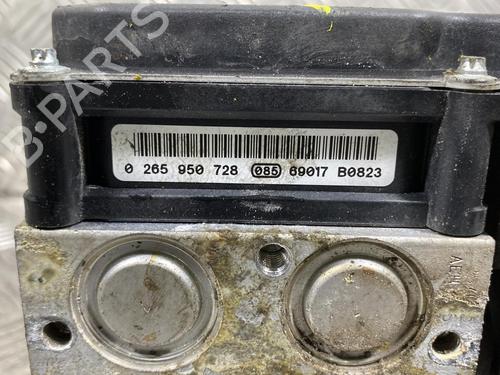 Used ABS pump RENAULT MEGANE II Saloon (LM0/1_) [2003-2025]  20022463