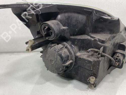 Left headlight FORD FIESTA V (JH_, JD_) 1.4 TDCi | BP23767040C28