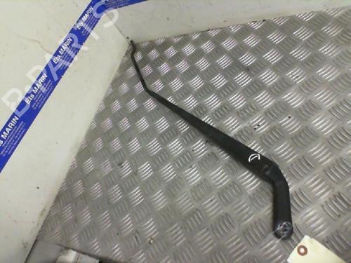 Used Front windshield wiper arm PEUGEOT 206 Van [1999-2009]  19987191