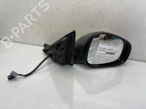 Used Right mirror Right mirror 37723341 37723341