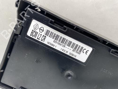 Used Fuse box Fuse box RENAULT CLIO III (BR0/1, CR0/1) 1.5 dCi (BR17, CR17) (86 hp) 30297150 30297150