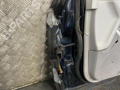 Right front door MERCEDES-BENZ C-CLASS (W203) C 200 CDI (203.007) | BP19976135C3 