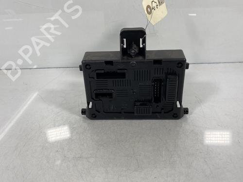 Used Fuse box RENAULT CLIO III Hatchback Van (SB_, SR_) [2005-2025]  19993153