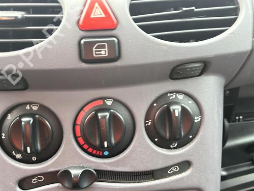 Front left lock MERCEDES-BENZ A-CLASS (W168) A 170 CDI (168.008) | BP20023537C98 