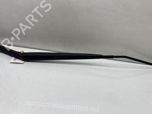 Used Front windshield wiper arm RENAULT CLIO IV (BH_) 0.9 TCe 75 (BHNP) (76 hp) 30479085