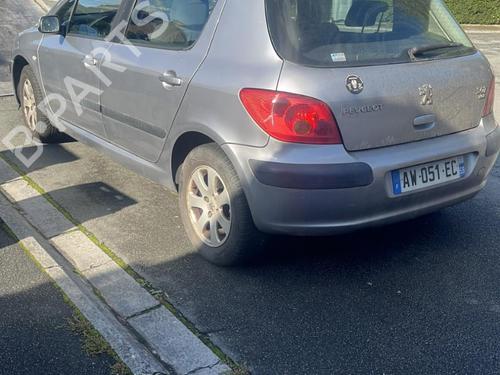 Fuse box PEUGEOT 307 (3A/C) 2.0 HDi 110 | BP20330488E1 