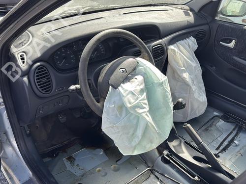 Right front fog light RENAULT MEGANE I (BA0/1_) 1.9 dCi (BA05, BA1F) | BP31189566C31