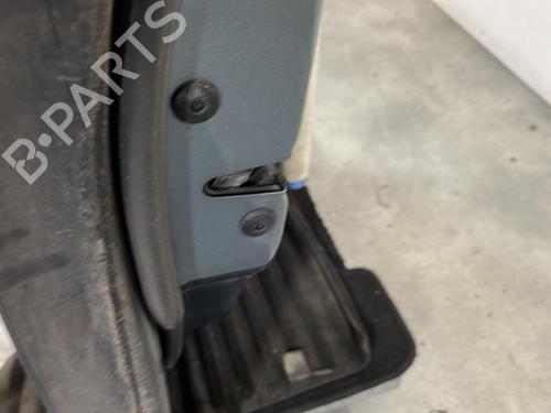 left-front-door-vw-golf-v-variant-1k5-2007-2008-2009-32062886 main image