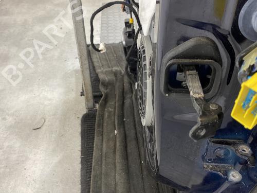 Left rear door PEUGEOT 308 SW II (LC_, LJ_, LR_, LX_, L4_) 1.2 THP 130 | BP22390881C4 