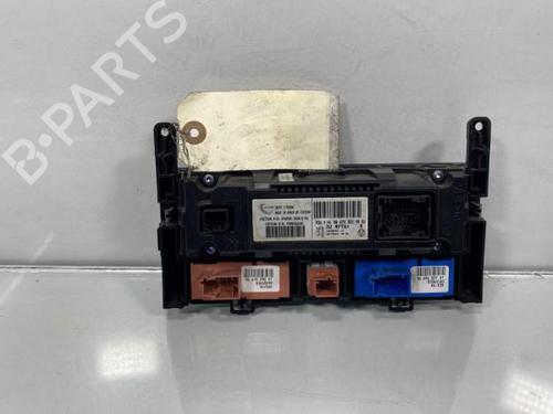 Used Climate control Climate control PEUGEOT 407 (6D_) 2.0 16V (6DRFJC, 6DRFJE, 6DRFJF) (140 hp) 20035233 20035233