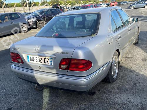 Switch MERCEDES-BENZ E-CLASS (W210) E 300 Turbo-D (210.025) | BP19976008I30 