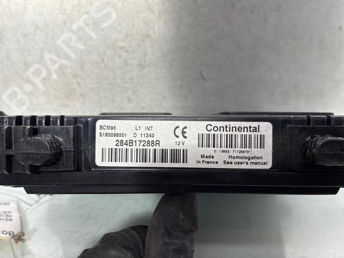 Fuse box RENAULT MEGANE III Hatchback (BZ0/1_, B3_) 1.5 dCi (BZ09, BZ0D, BZ1W, BZ29, BZ14) | BP37225706E1 - Image 2
