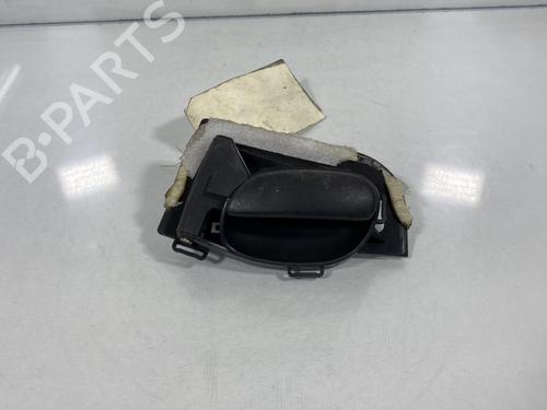 Poignée intérieure avant droite PEUGEOT 206 Hatchback (2A/C) 1.9 D (69 hp) 20019277