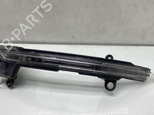 left-front-indicator-seat-ateca-kh7-khp-2016-28127259 main image