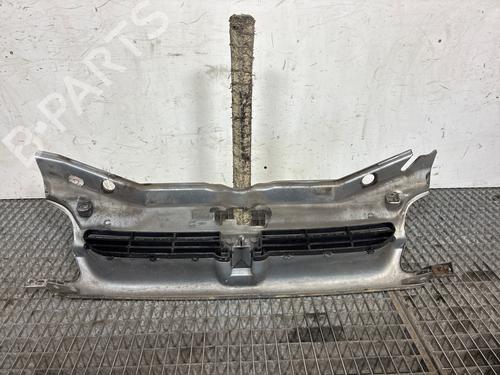 Used Grille Grille 37678633 37678633