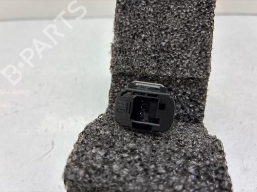 warning-switch-opel-astra-k-b16-2015-2016-2017-2018-2019-2020-2021-2022-36249020 main image