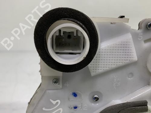 Used Front left lock TOYOTA YARIS (_P13_) 1.4 D (NLP130_, NLP130) (90 hp) 19965423
