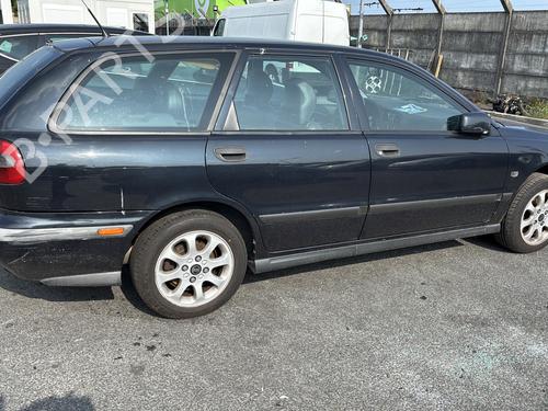 Left front indicator VOLVO V40 Estate (645) 1.9 DI | BP30543054C32 