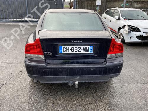 Left headlight VOLVO S60 I (384) 2.4 D | BP31880905C28