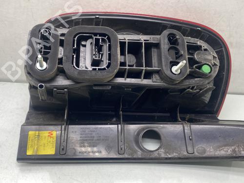 Used Right taillight Right taillight DACIA DUSTER (HS_) 1.5 dCi 4x4 (HSMC, HSMD) (110 hp) 27746432 27746432