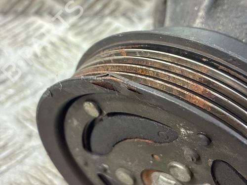 Used AC compressor AC compressor TOYOTA COROLLA Estate (_E12_) 2.0 D-4D (CDE120_, CDE120R) (116 hp) 40170667 40170667
