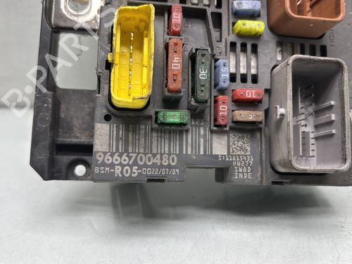 Fuse box PEUGEOT PARTNER Box Body/MPV 1.6 HDi | BP29841687E1 