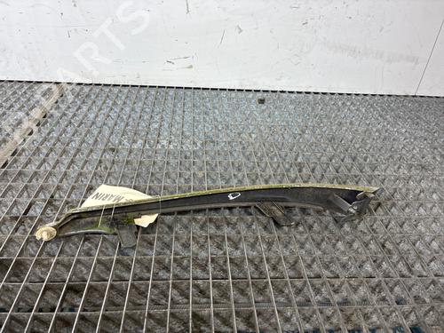 Used Headlight eyebrow Headlight eyebrow CITROËN SAXO (S0, S1) [1996-2004] 34477756 34477756