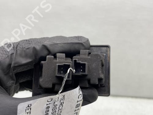 Used Licence plate light MERCEDES-BENZ GLA-CLASS (X156) GLA 200 CDI / d (156.908) (136 hp) 20311549