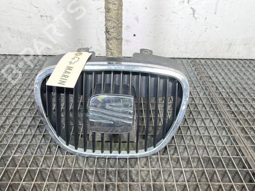 Used Grille SEAT IBIZA III (6L1) 1.4 TDI (75 hp) 24118455