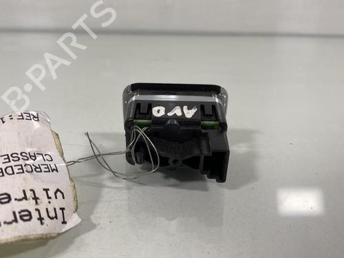 Used Right front window switch Right front window switch MERCEDES-BENZ E-CLASS (W212) E 250 CDI / BlueTEC (212.003, 212.004) (204 hp) 19985903 19985903