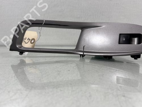 Used Right front window switch CHEVROLET ORLANDO (J309) 2.0 D (131 hp) 29841353