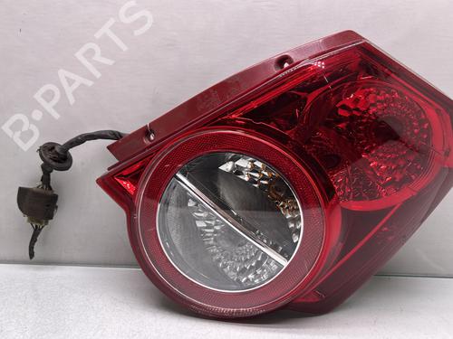Used Right taillight CHEVROLET AVEO / KALOS Hatchback (T250, T255) 1.4 (101 hp) 32192504