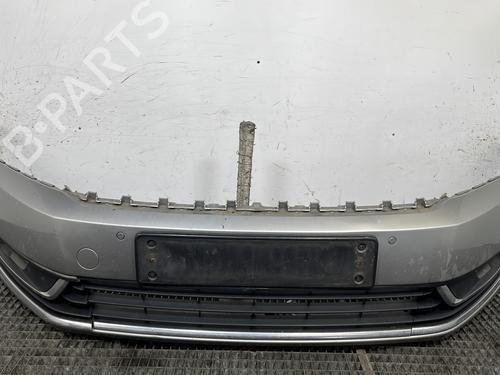 Używane Zderzak przedni VW CC B7 (358) [2011-2017]  30059810