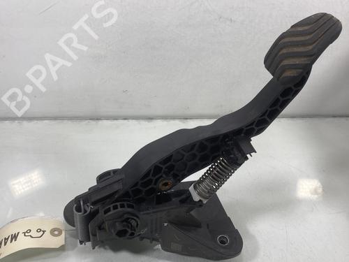 Used Clutch pedal DACIA SANDERO III 1.0 SCe 65 (67 hp) 29866771