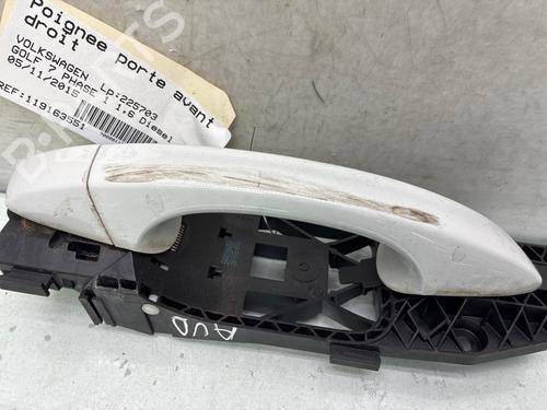 front-right-exterior-door-handle-vw-golf-vii-5g1-bq1-be1-be2-2012-2013-2014-2015-2016-2017-2018-2019-2020-2021-36338851 main image